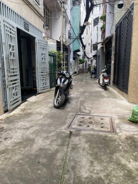 Bán gấp nhà hẻm xe hơi thông tứ phía tại Đường Điện Biên Phủ, Phường 10, Quận 10, Hồ Chí Minh